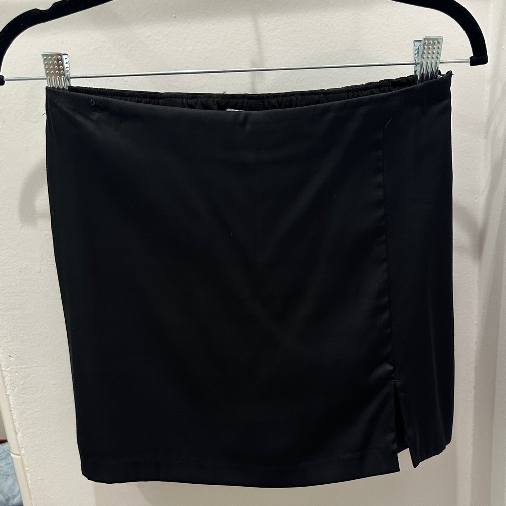 Abercrombie & Fitch Black Mini Skirt
